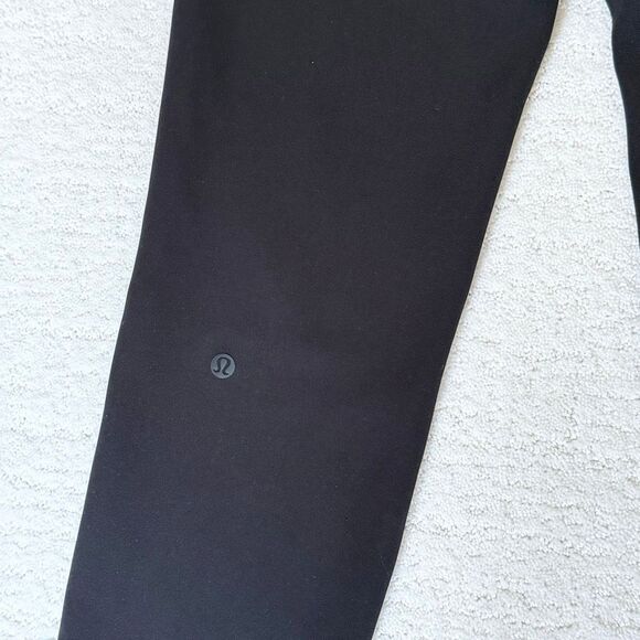 Lululemon Athletica On The Fly Black Drawstring Elastic Waist Pants - Women’s US - Picture 7 of 12